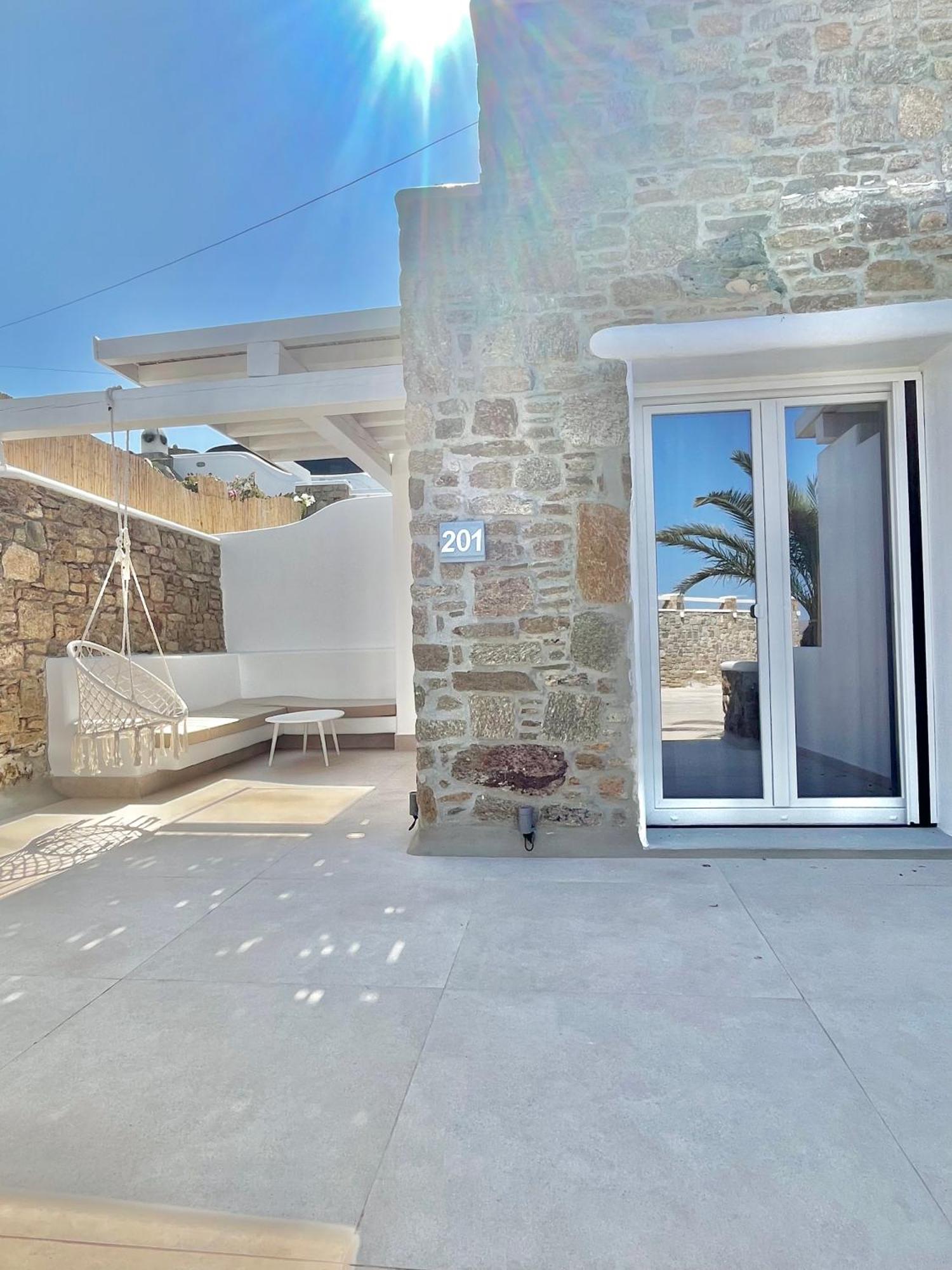 Crystal Suites Mykonos Town Exterior foto